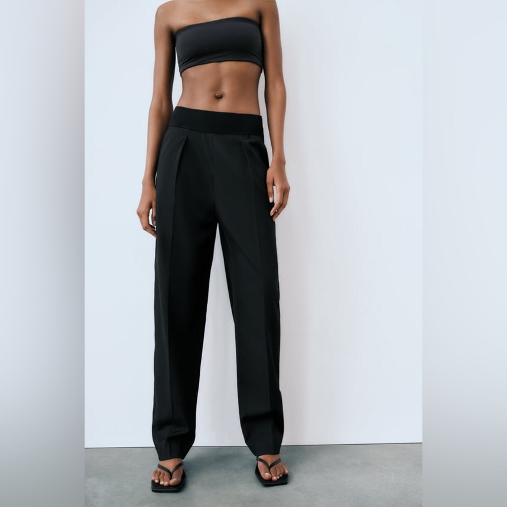 New Zara Pleated Pants - Small